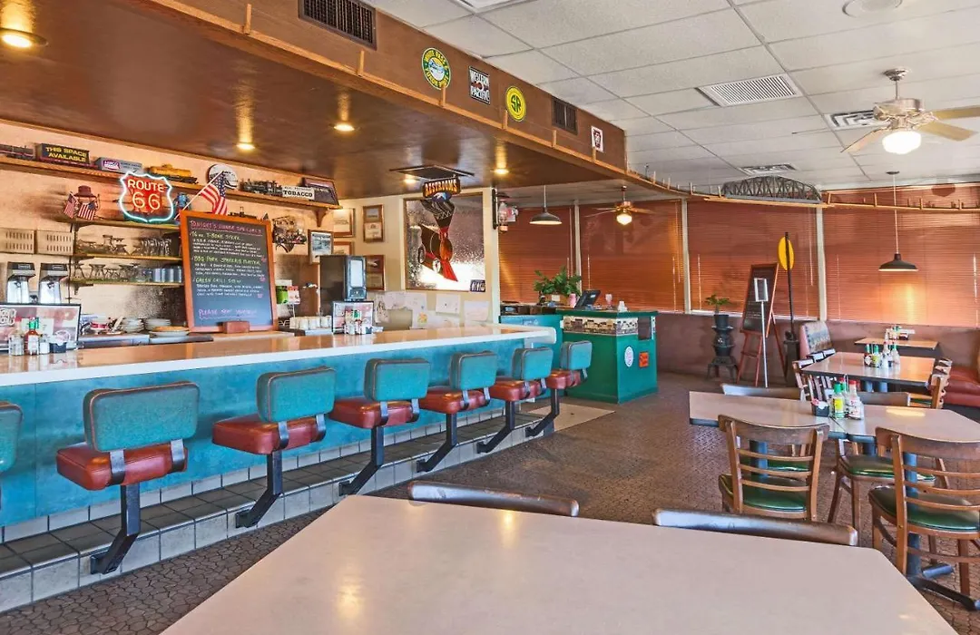 Howard Johnson By Wyndham Flagstaff-1