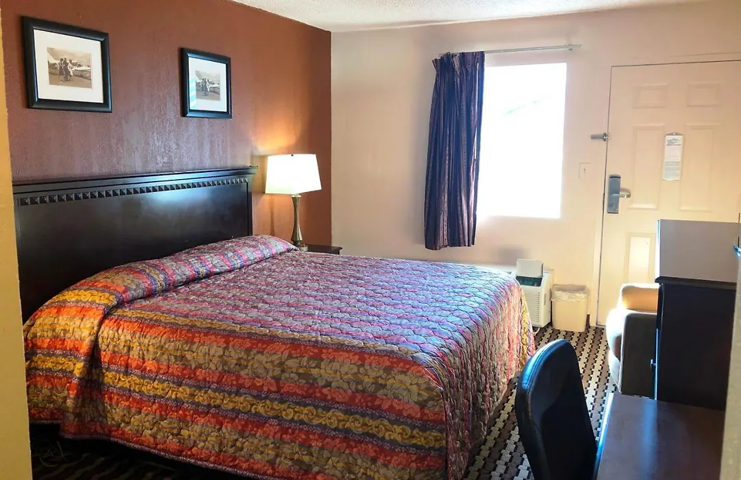 Guest Inn-1