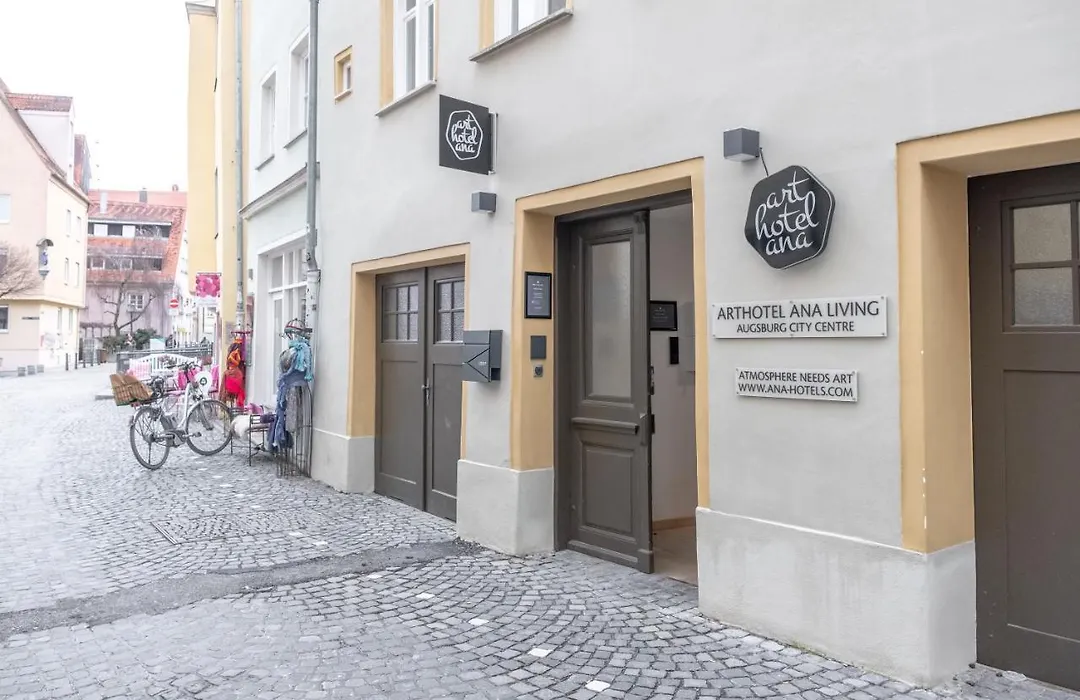 Ana Suites Augsburg City Center - Self-Service-Hotel-1