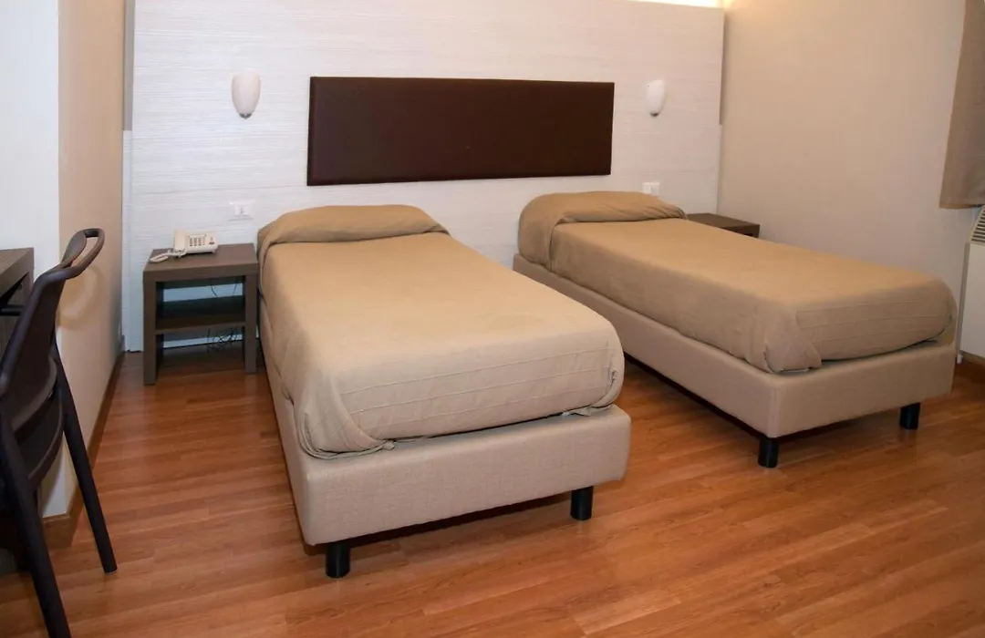 Hotel Buca Di Bacco-1