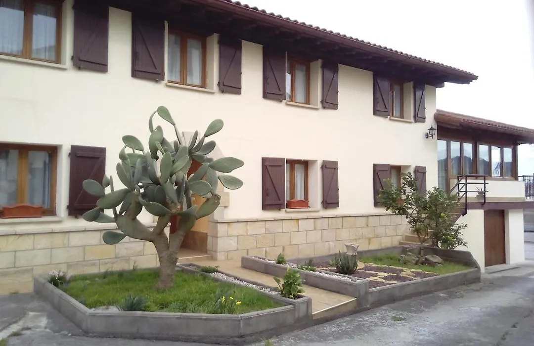 Pension Gure Ametsa-1