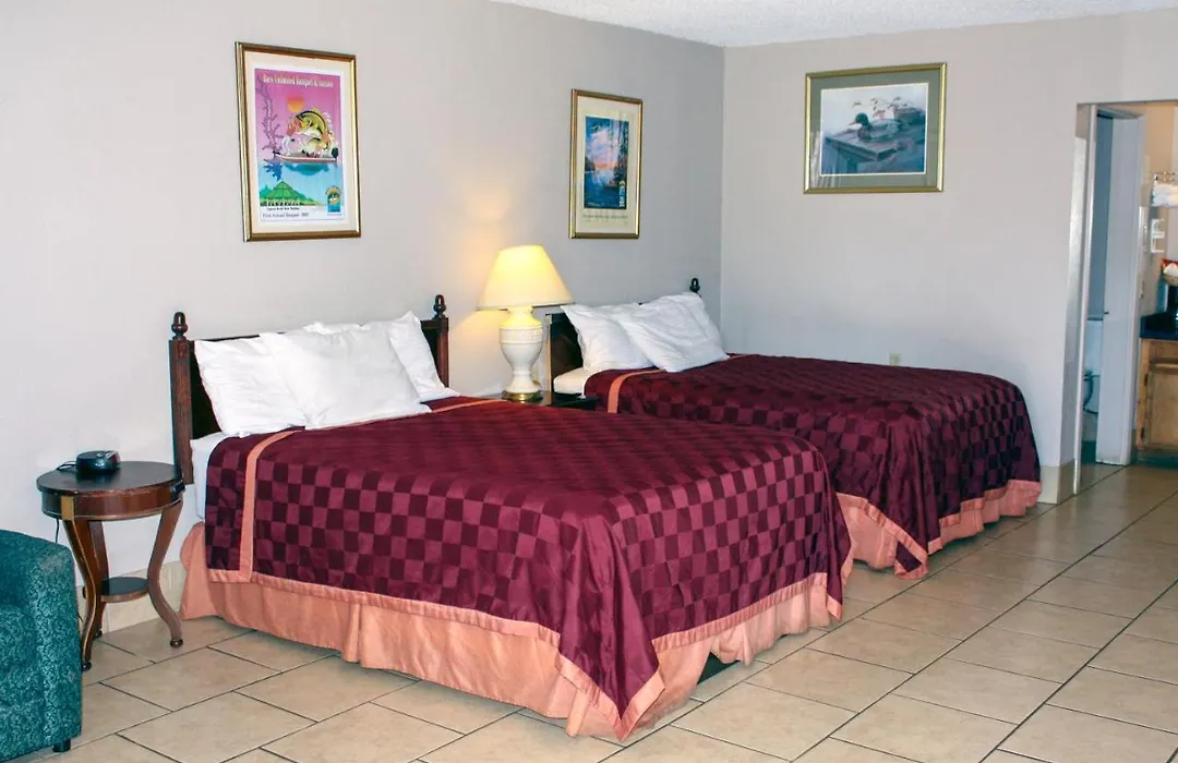 Toledo Town Inn-1