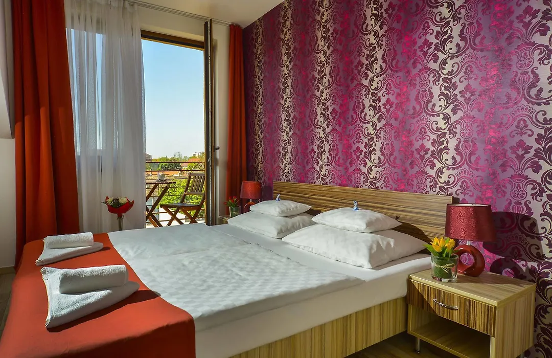 Hotel Sunshine-1