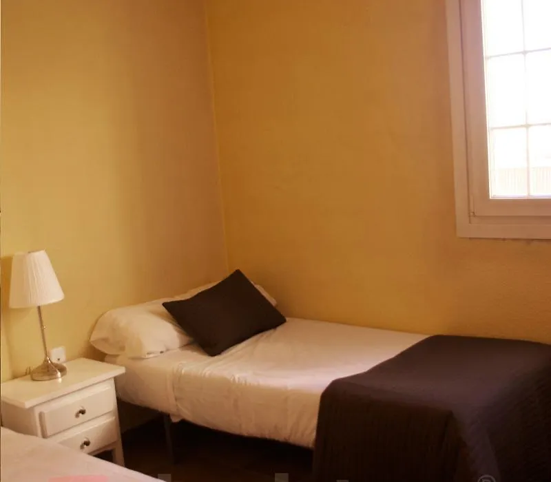 Apartamentos Arttyfal-1