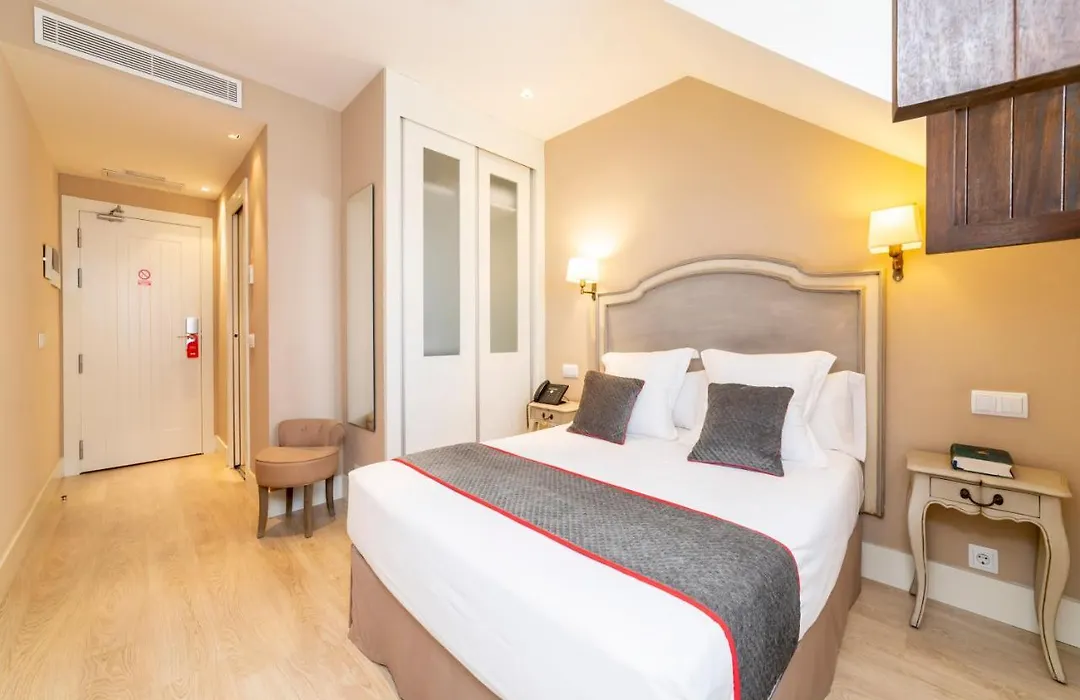 Hotel Altora-1