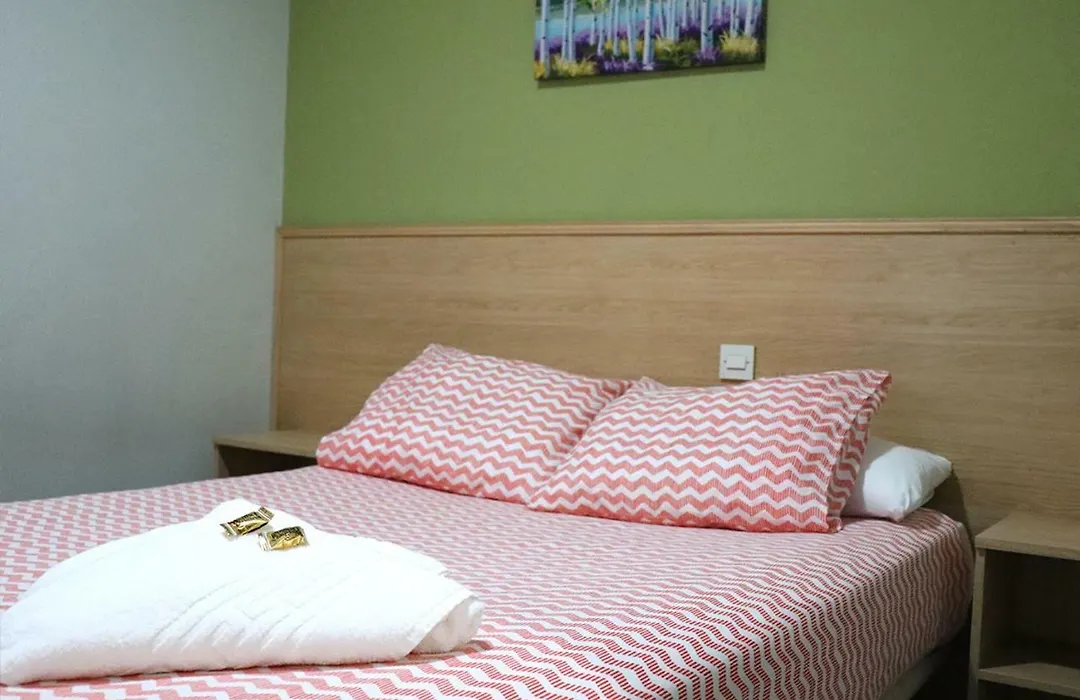 Hostal Milmarcos-1