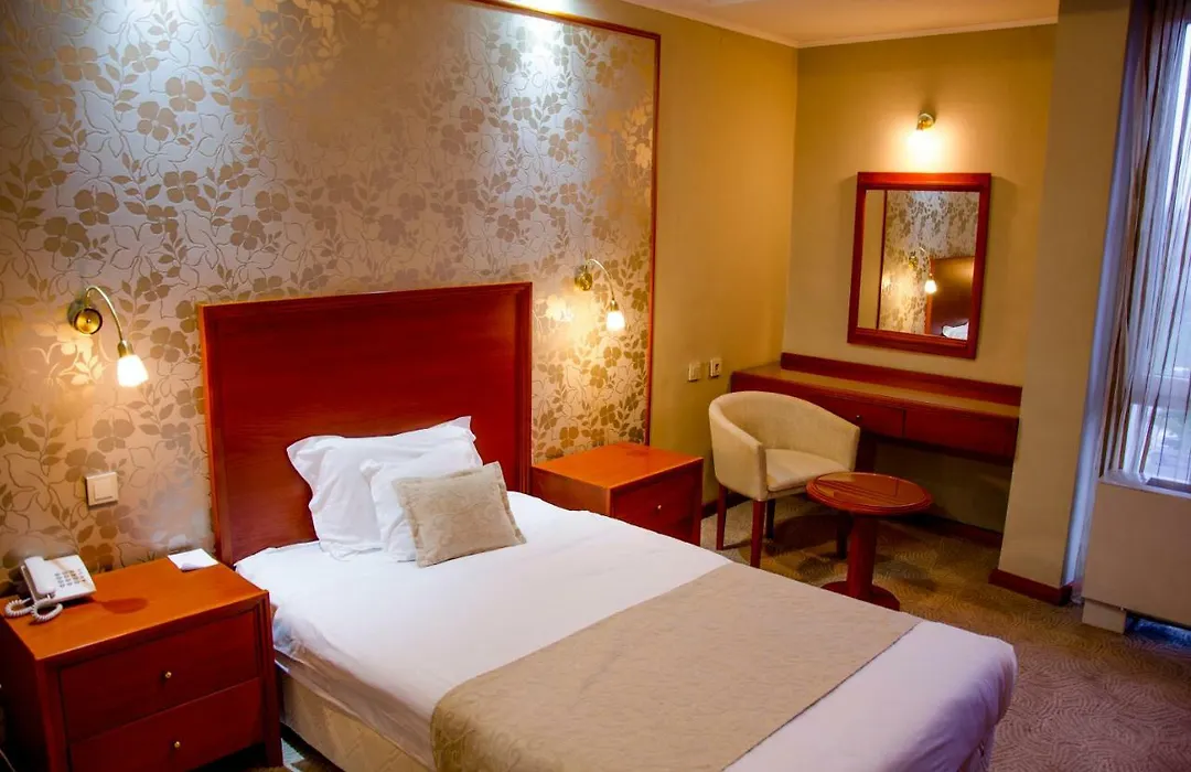 Hotel Continental-1