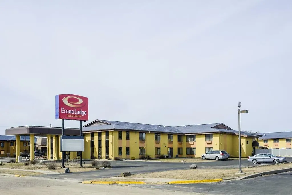Econo Lodge Inn & Suites Wisconsin Dells-1