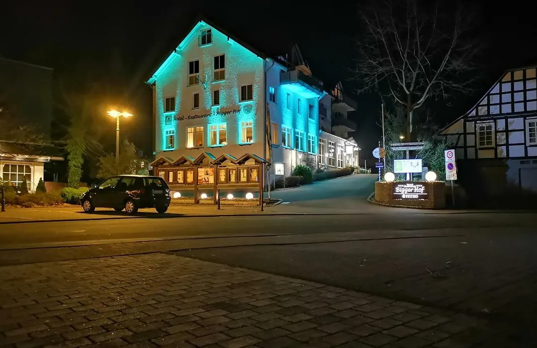 Hotel Bigger Hof - Wirtshaus Platzhirsch am Jahnplatz-1