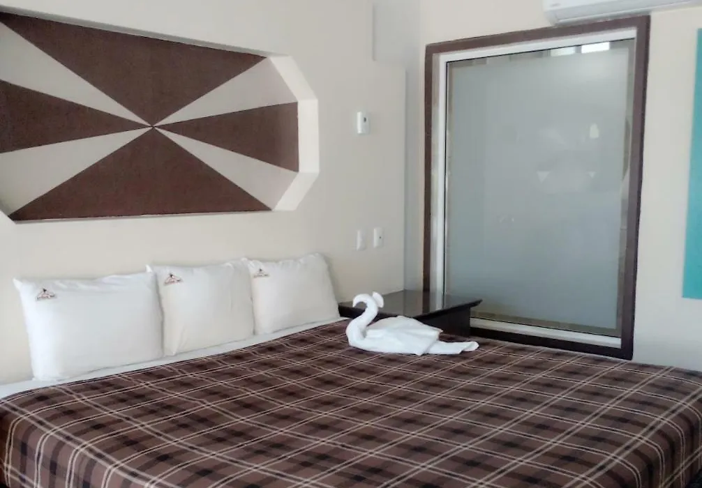 Hotel Azteca Inn-1