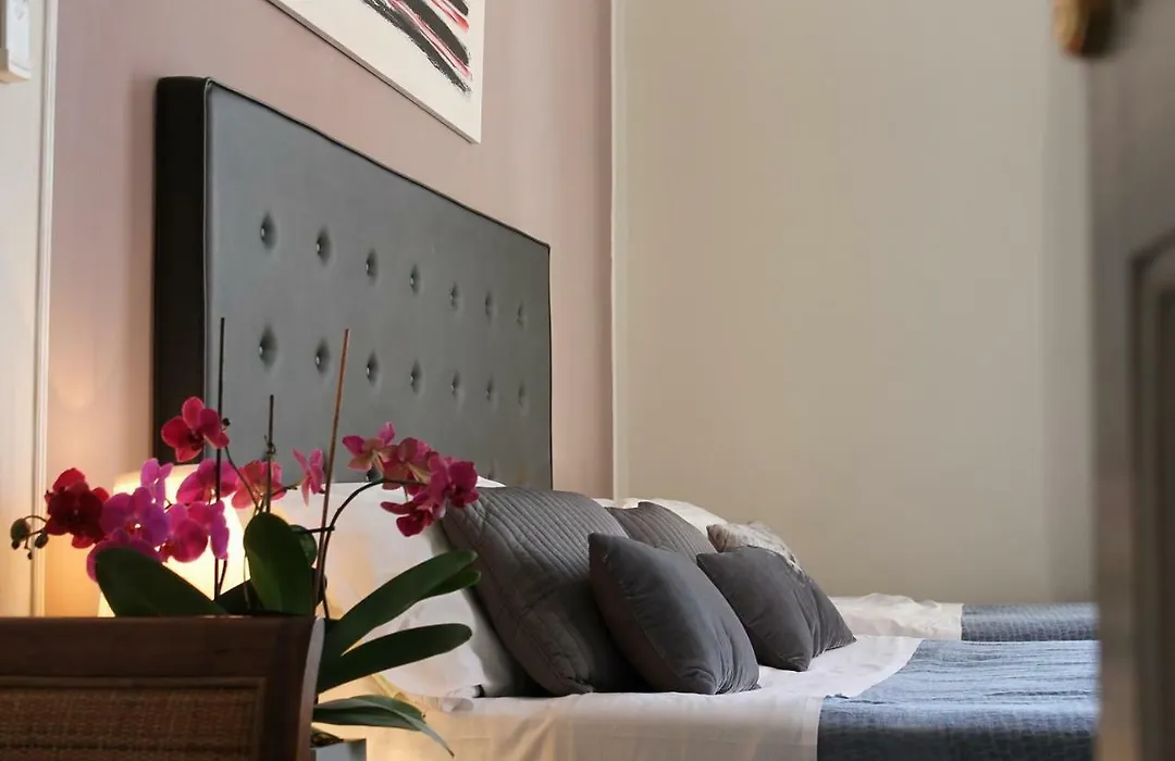 Little Rose Rooms-1