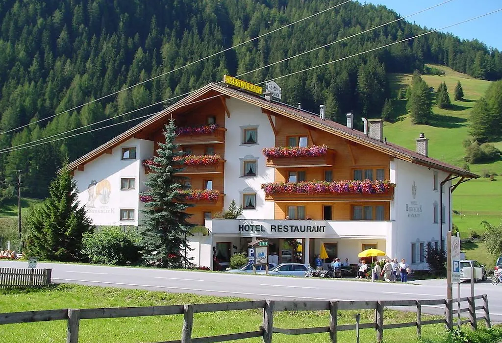 Hotel Bergblick-1
