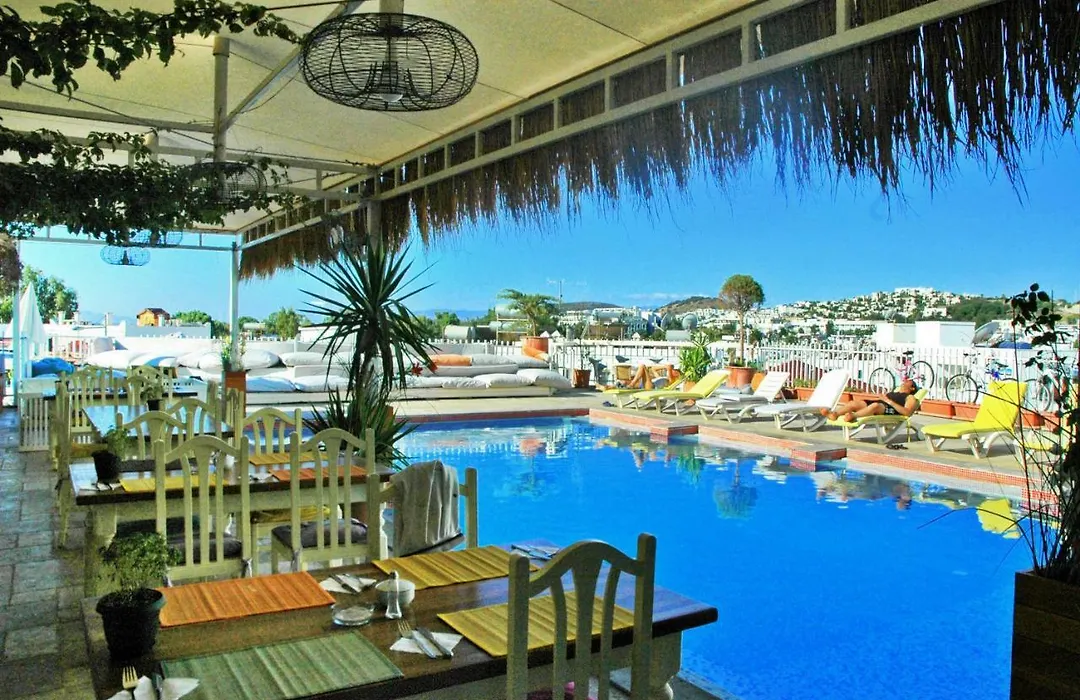Sky Nova Hotel & Suites-1