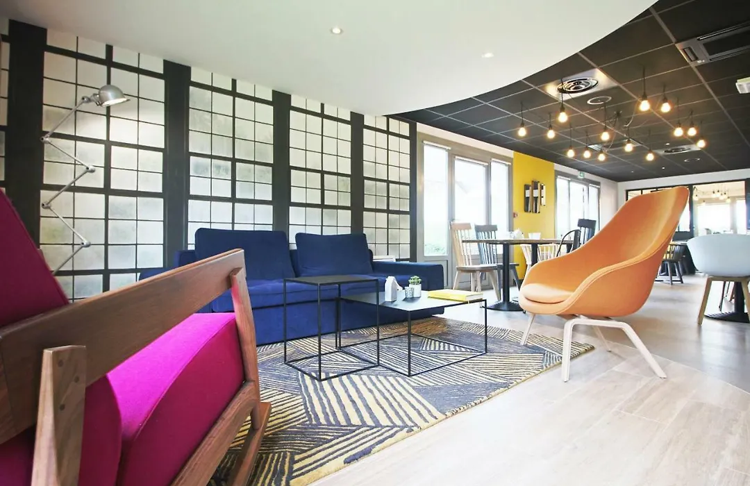 Campanile Hotel Senlis-1