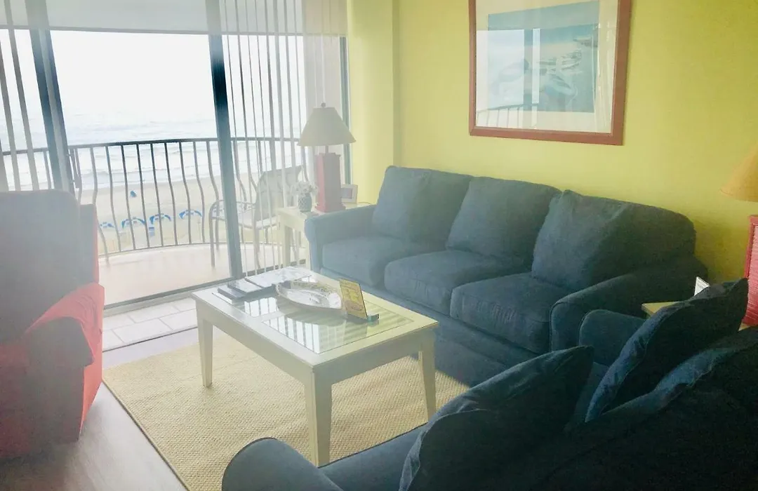 Palms Resort-1