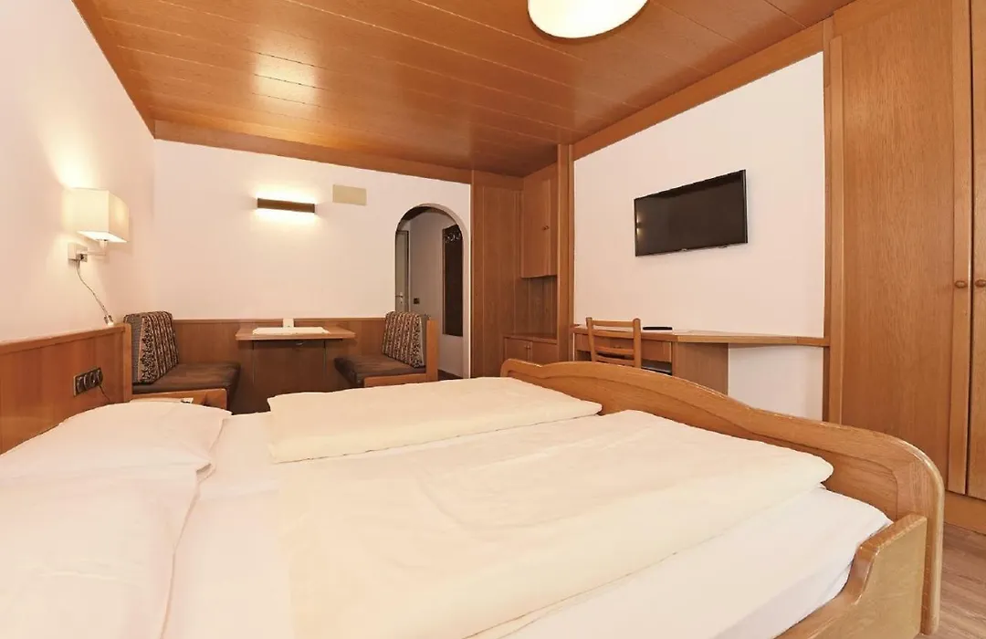 Hotel Garni Vanadis-1
