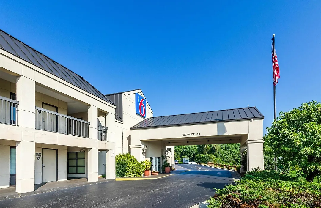 Motel 6-Roanoke, Va-1