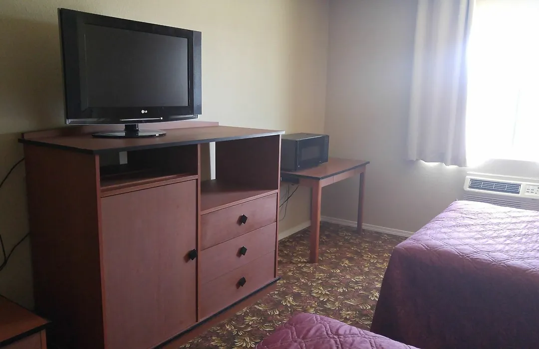 Loyalty Inn-1