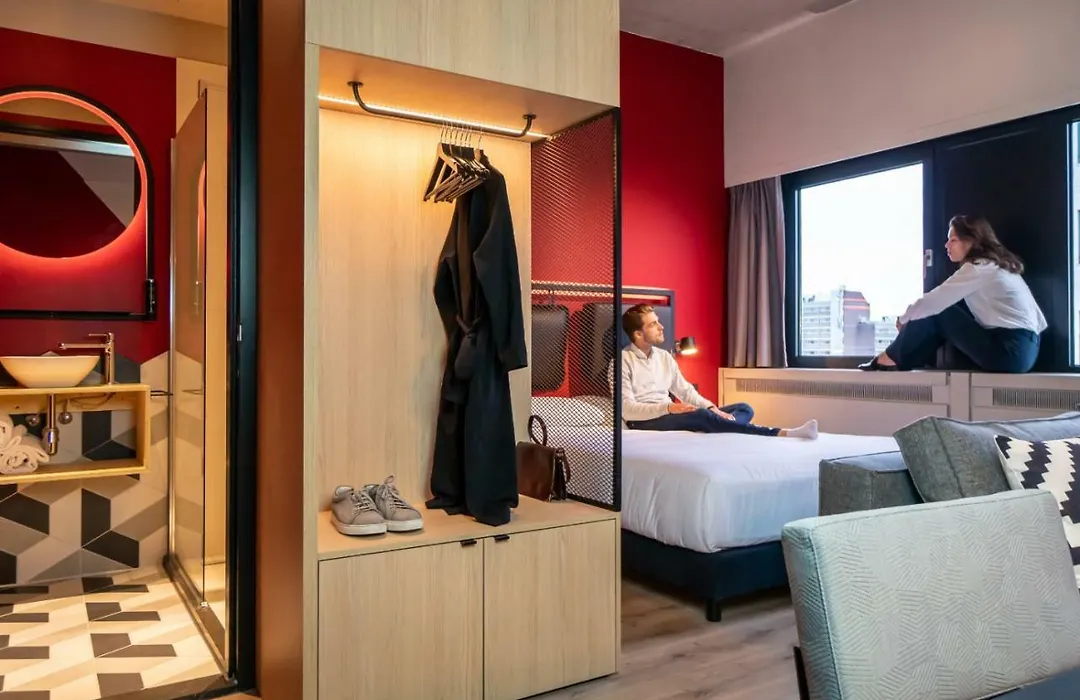 Via Suites-1