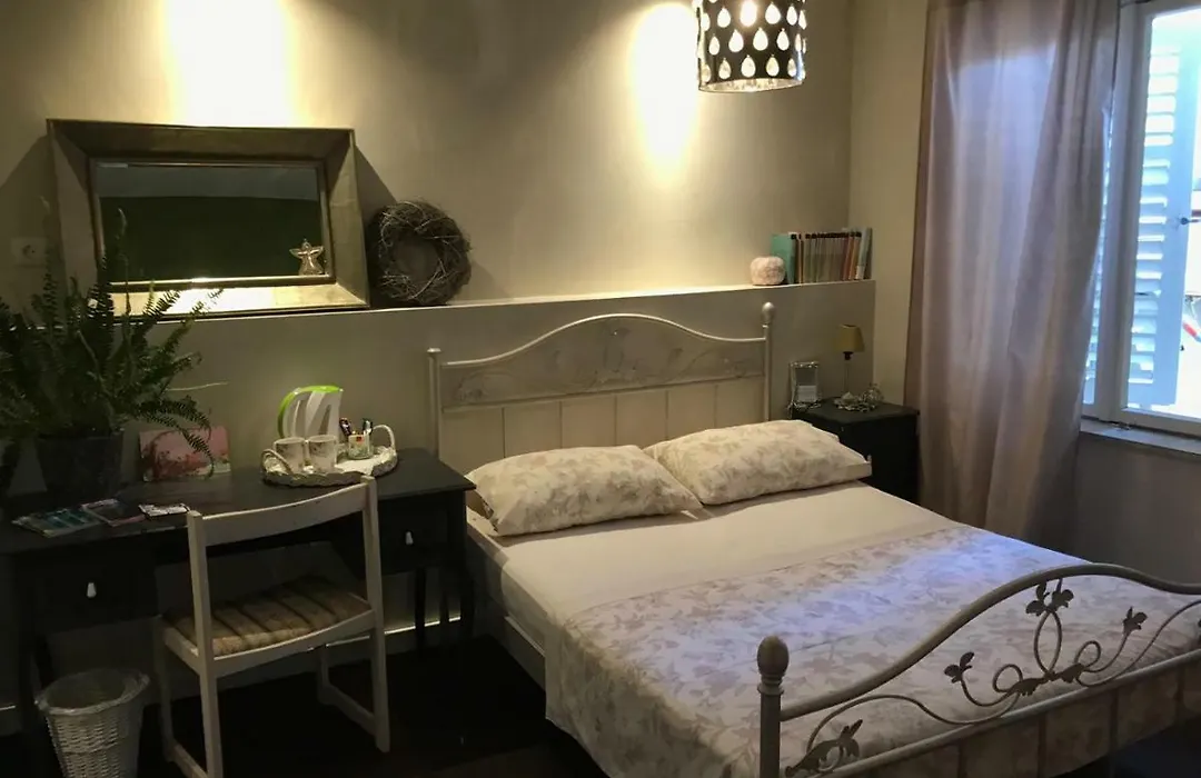 Apartment And Rooms Lapad-1
