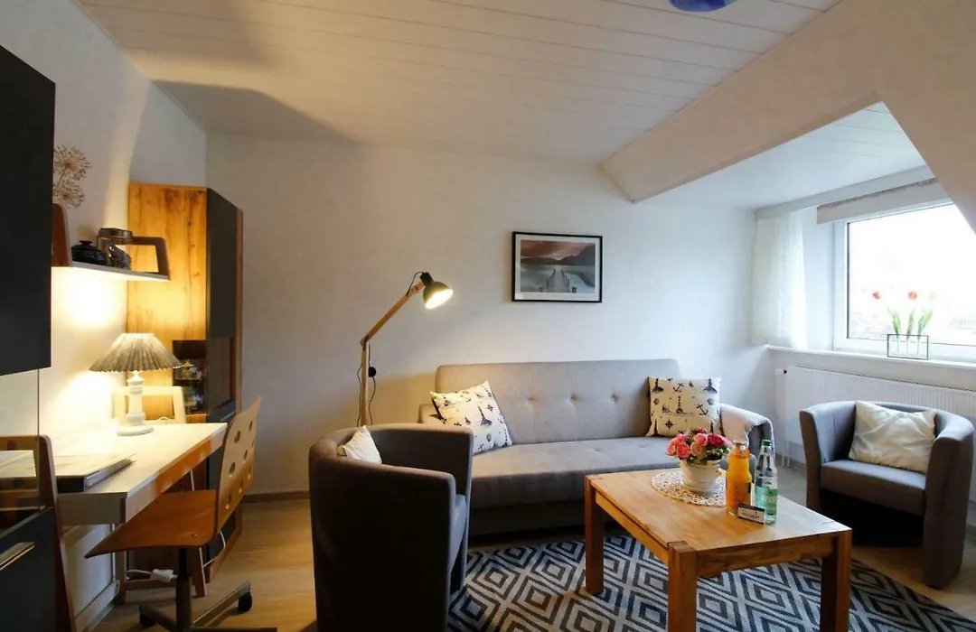 Ferienwohnung Floppy Hansi OG 2-1