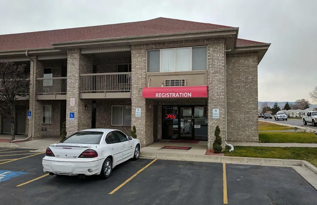 Americas Best Value Inn & Suites Provo-1