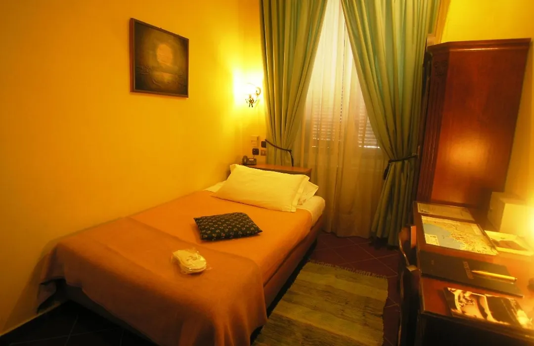 Hotel Toledo-1
