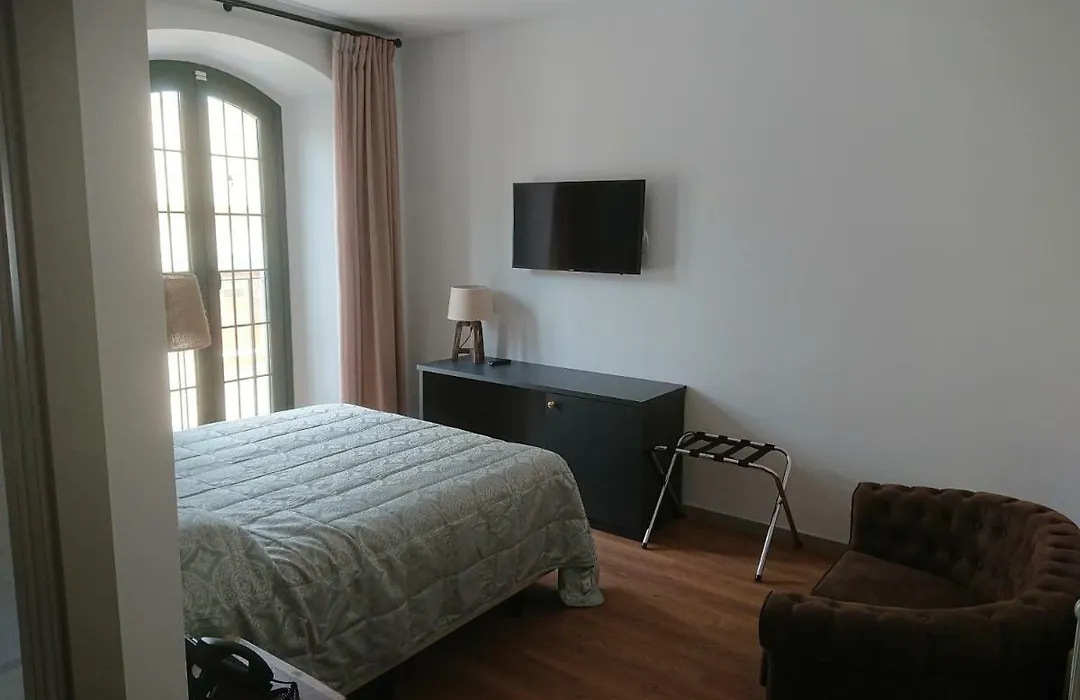 Jardi De Pedra (Adults Only)-1