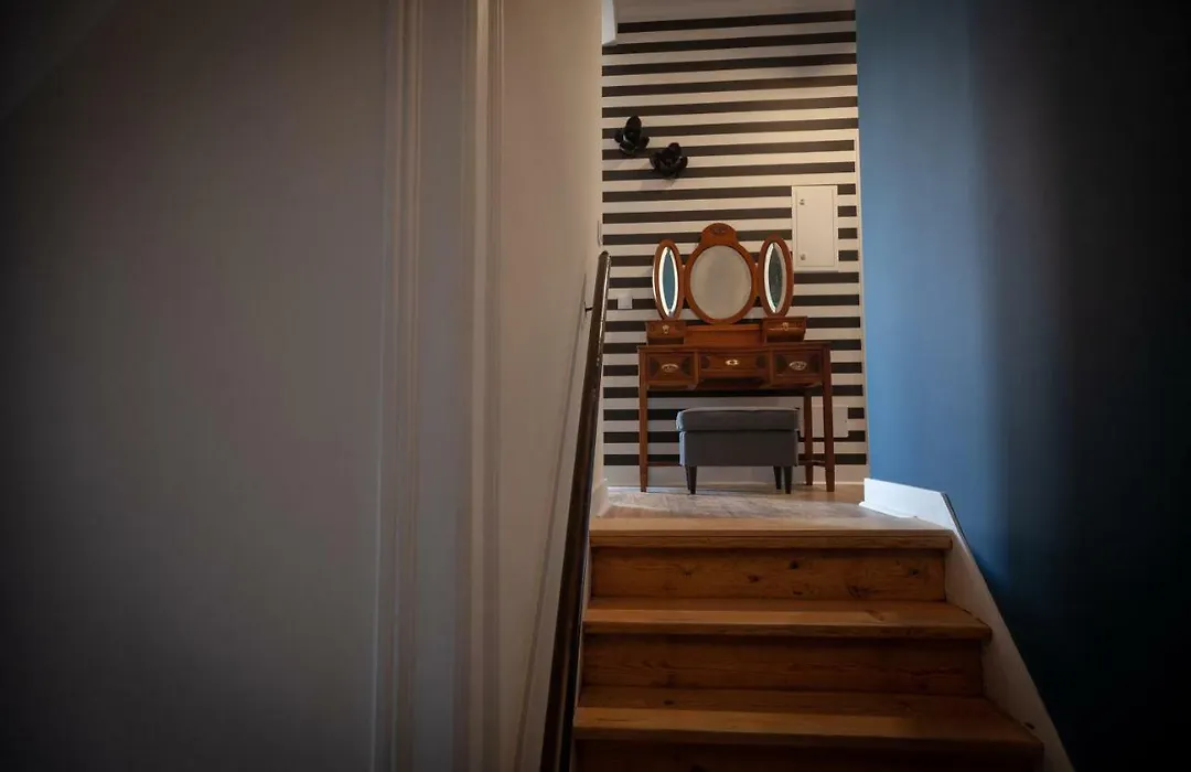 Carnot House-1