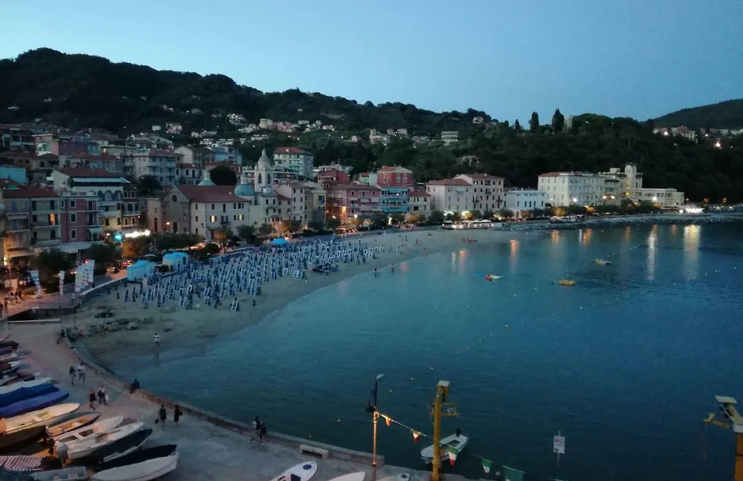 Rivamare San Terenzo-1