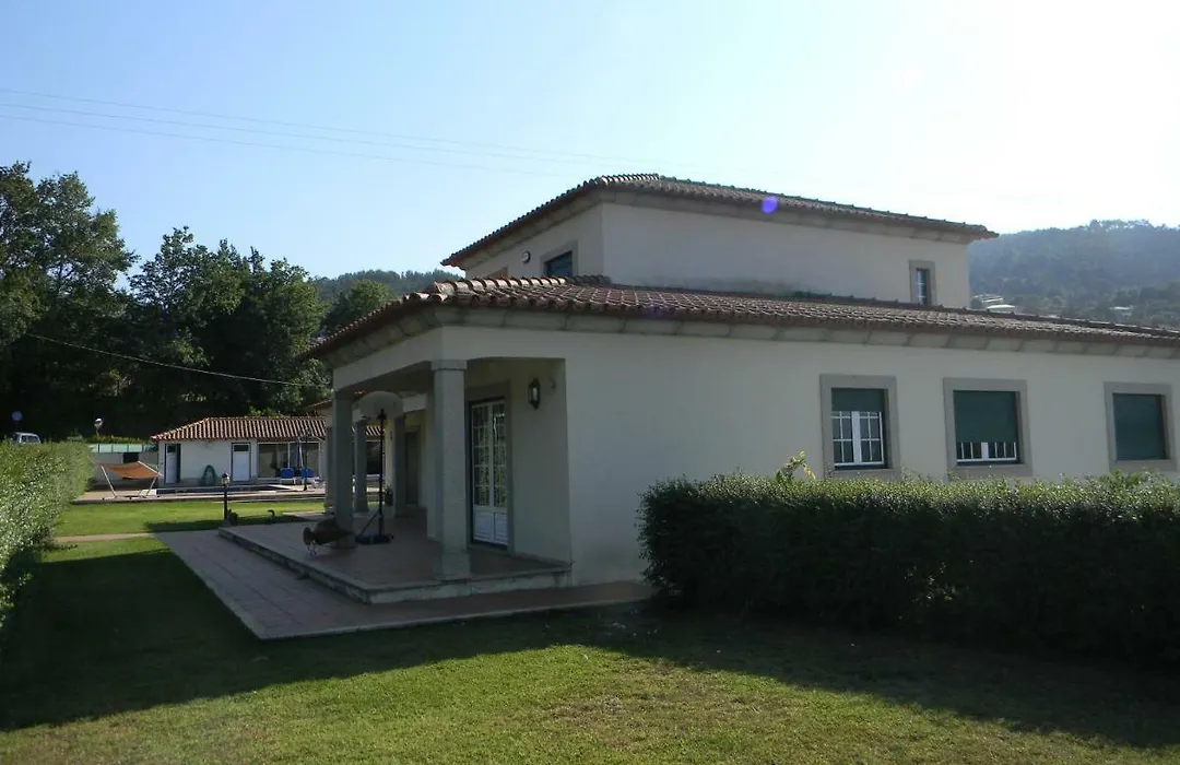 Casa Estrada Da Guia-1