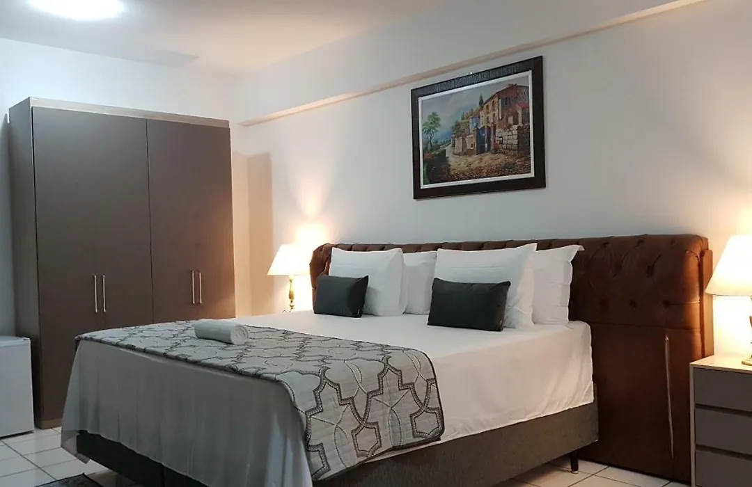 B & A Suites Inn Hotel - Quarto Luxo Gold-1