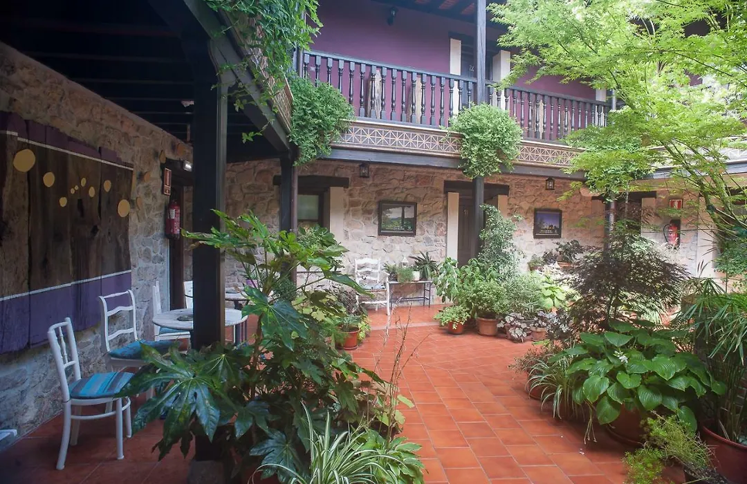 Hotel Rural Corru San Pumés-1