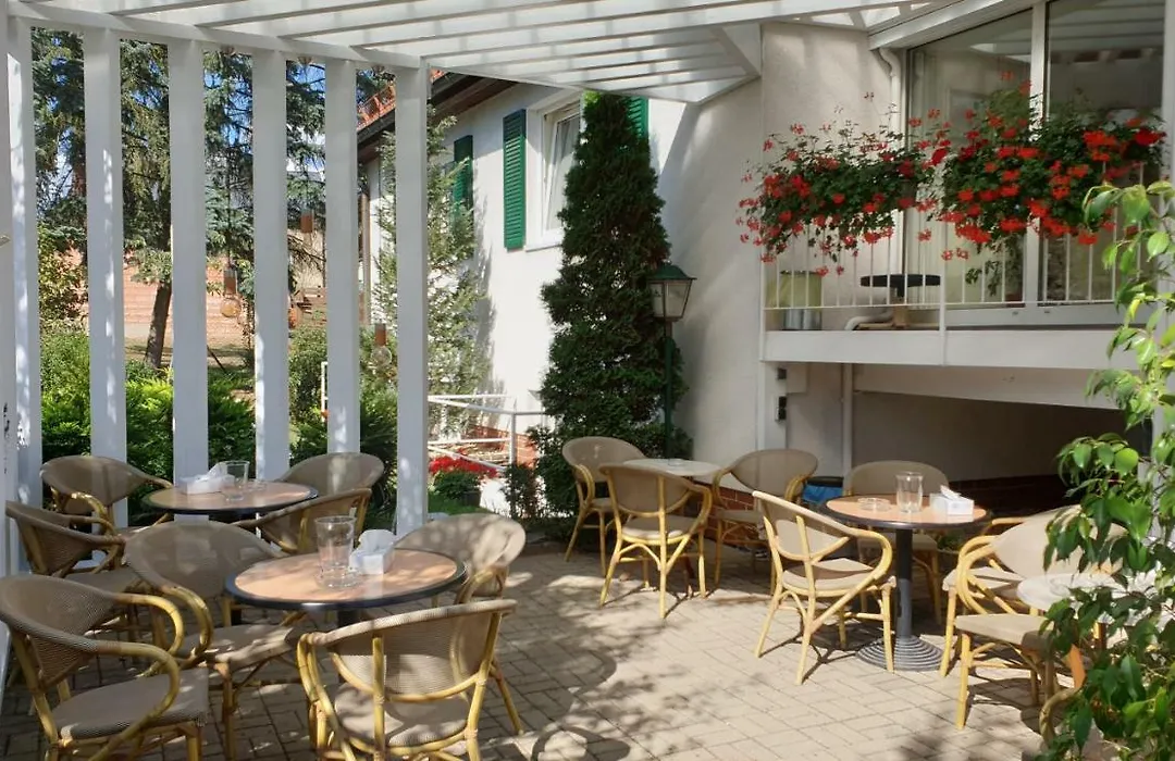 Ambiente Hotel Garni-1