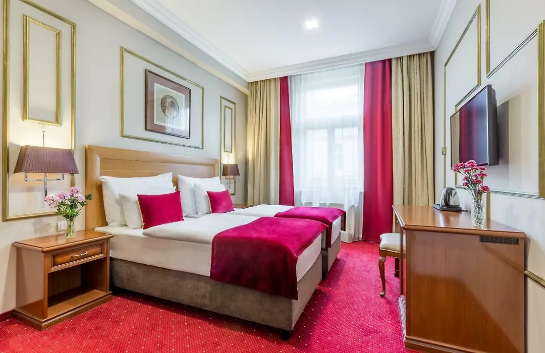 Hotel Caruso Old Town-1