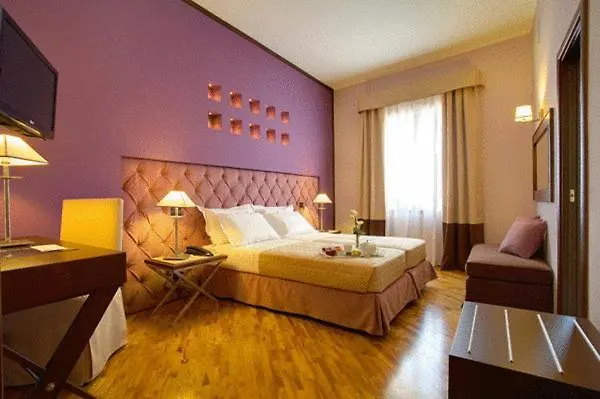 Hotel Messenion-1