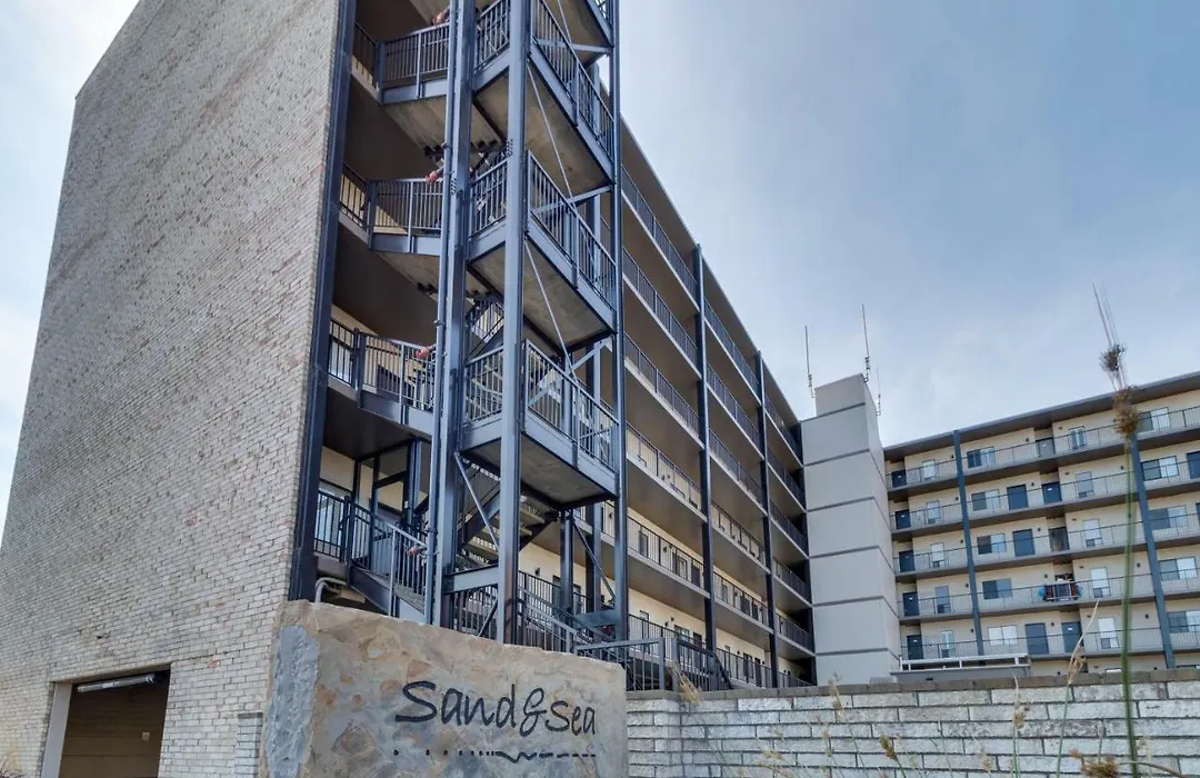 Sand & Sea: Sailor'S Retreat-1