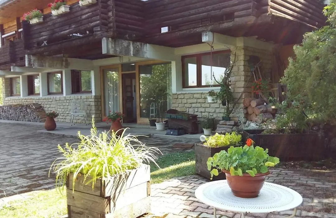 Le Chalet De La Conversaria-1