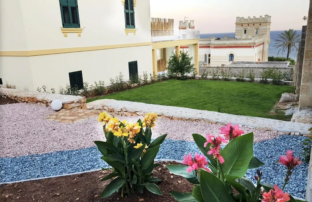 Villa Cesarea Dimora di Charme-1