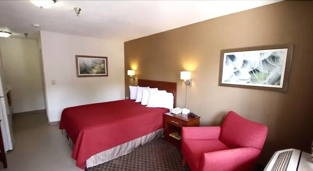 Intown Suites Extended Stay Gulfport-1