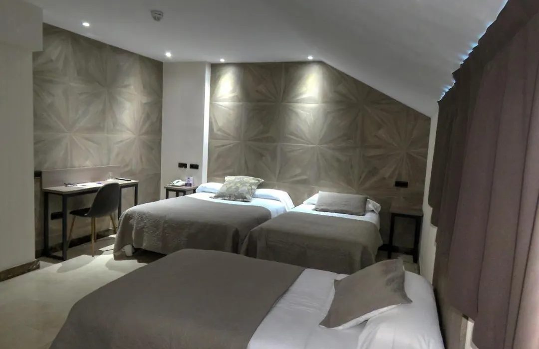 Hotel Ciudad de Fuenlabrada-1