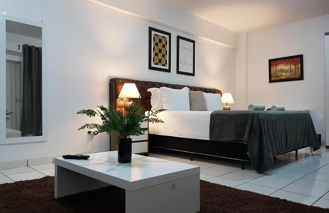 B&A Suites Inn Hotel - Quarto Luxo Âmbar-1
