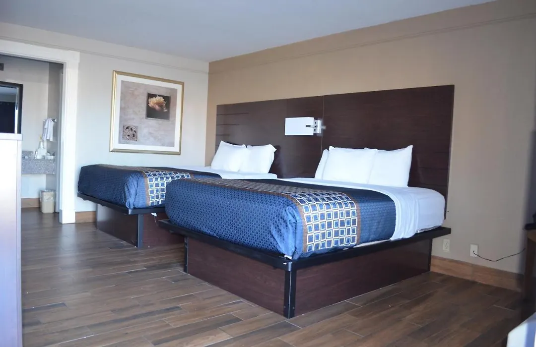 Hill Country Inn-1