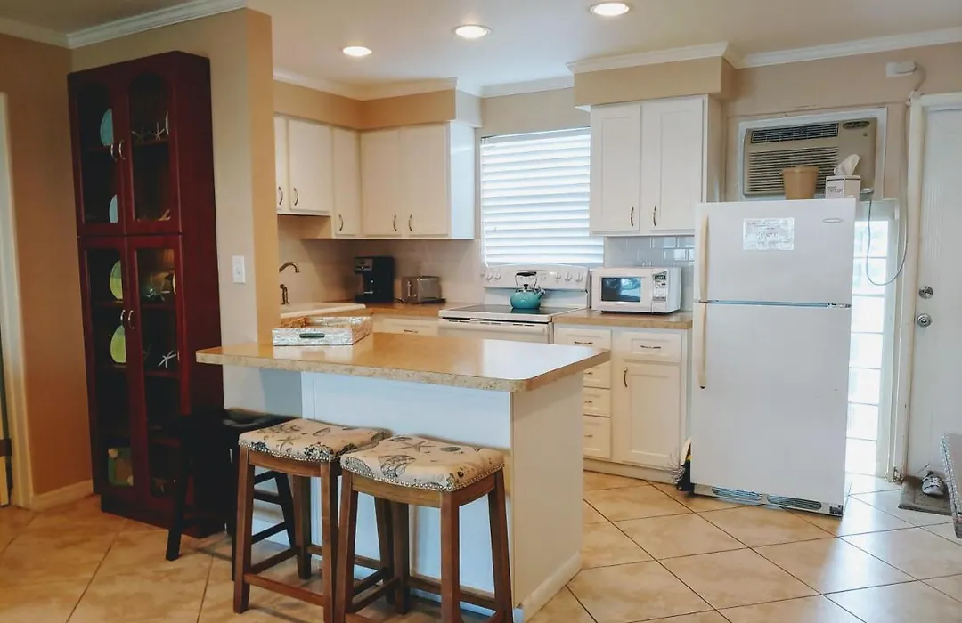 Sunrise Ocean Suites-1