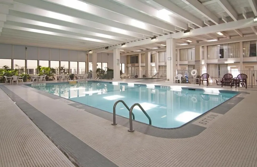 Norwood Inn & Suites Mankato-1