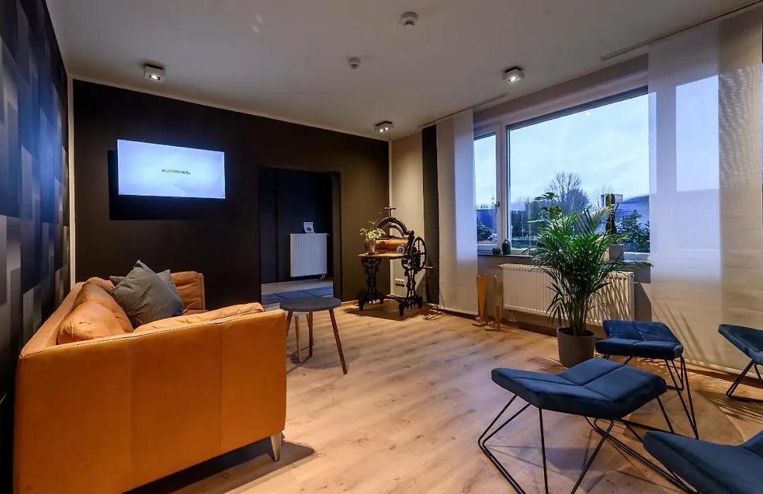 Hotel Zu Freunden-1