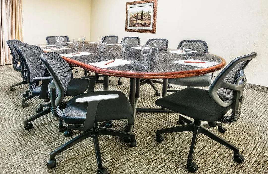 Crowne Plaza Suites Houston - Near Sugar Land-1