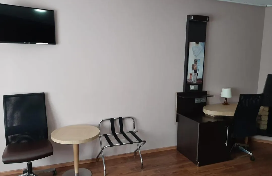 Albert Hotel-1