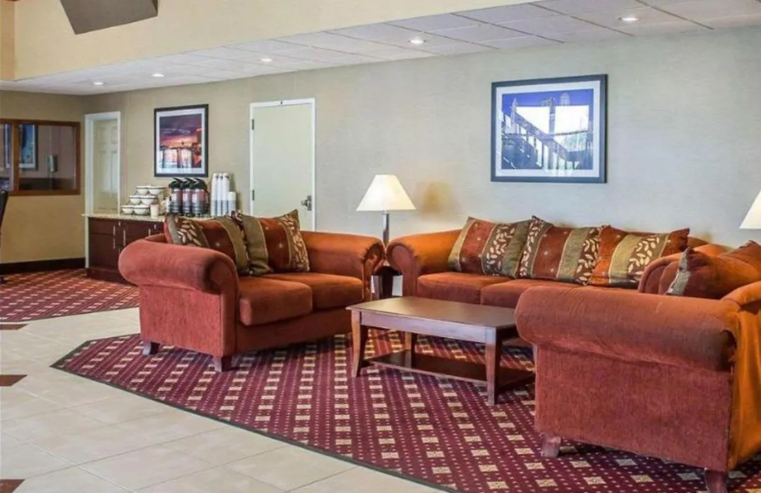 Norwood Inn & Suites Eagan St Paul & Mall Of America-1