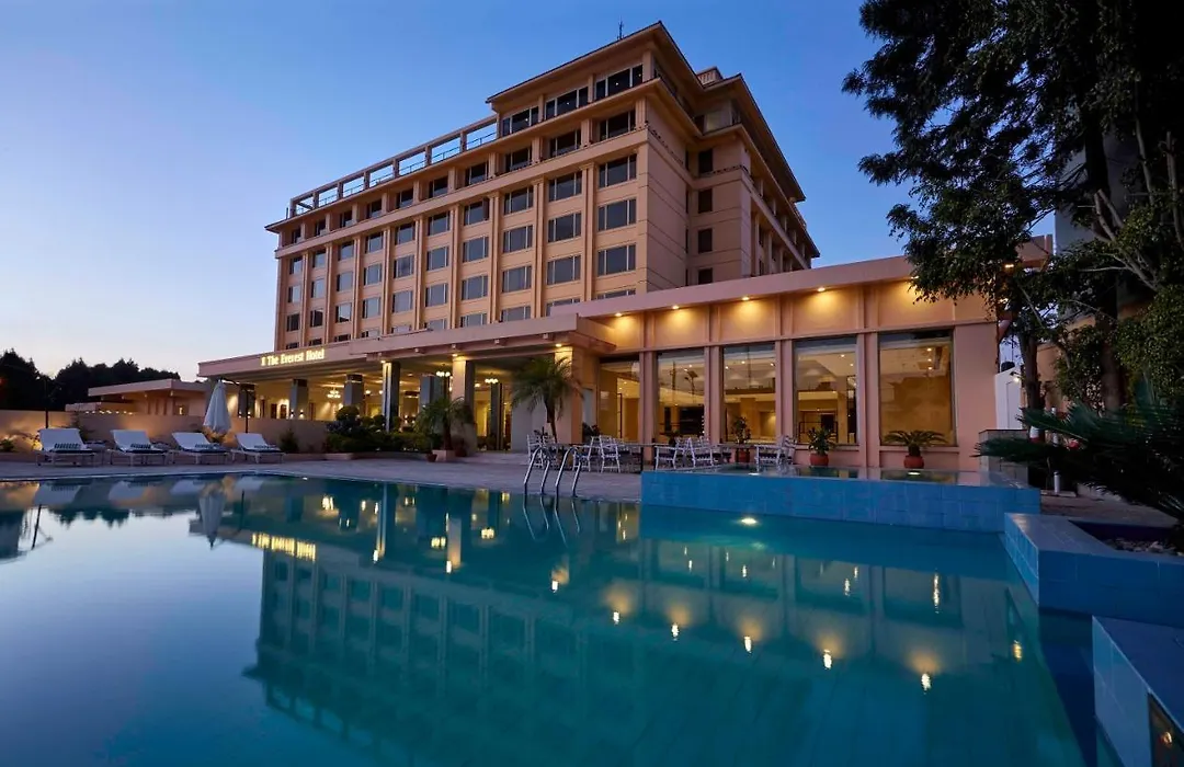 The Everest Hotel-1